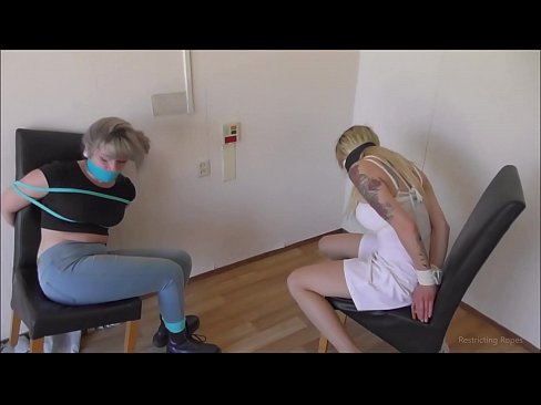 ❤️ Verslaafd / vastgebonden en de mond gesnoerd / jonkvrouw in nood ️ Super sex at us ❌️ ❌️❤