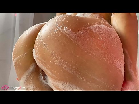 ❤️ Brunette Masturbeert Kut met Vibrator tot intens Orgasme onder Douche ️ Super sex at us ❌️ ❌️❤